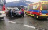 Zderzenie dwóch osobówek i busa koło Makro w Opolu