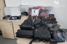 Podróbki odzieży znalezione w samochodzie dostawczym na A4