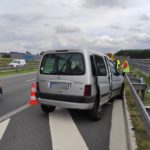 Kolizja na autostradzie A4, kierujący osobówką wjechał w ciężarówkę