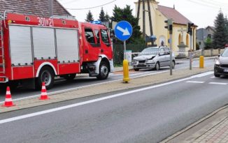Kolizja na drodze krajowej nr 46 w Lędzinach koło Opola Kolizja na drodze krajowej nr 46 w Lędzinach koło Opola