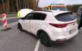 Kolizja na obwodnicy Niemodlina. Kierująca kią uderzyła w bariery ochronne