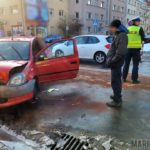 Zderzenie dwóch aut na skrzyżowaniu Katowickiej i Kośnego w Opolu