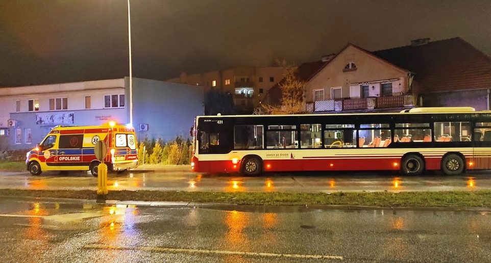 Kierowca autobusu MZK potrącił pieszego