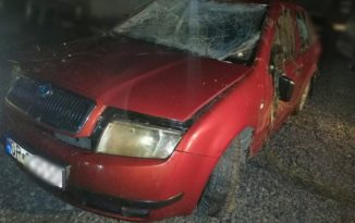 Dębie pod Opolem. Z rzeki wyłowiono samochód Opowiecie.info