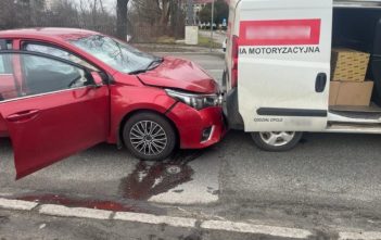 Dwa samochody zderzyły się na ul. Wrocławskiej w Opolu