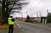 Jechał nietrzeźwy, bez świateł i z sądowym zakazem prowadzenia pojazdów