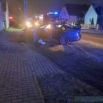 Wjechał w latarnię i uciekł z miejsca zdarzenia. Szuka go policja