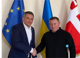 Ktoś grozi śmiercią posłom Kostusiowi i Zembaczyńskiemu za to, że pomagają Ukrainie