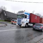 Kolejny wypadek w Opolu, zderzenie samochodów obok skansenu