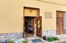 Wernisaż wystawy Andrzeja Makowskiego w krapkowickiej Galerii Studnia