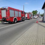 Zderzenie osobówki i busa w Popielowie