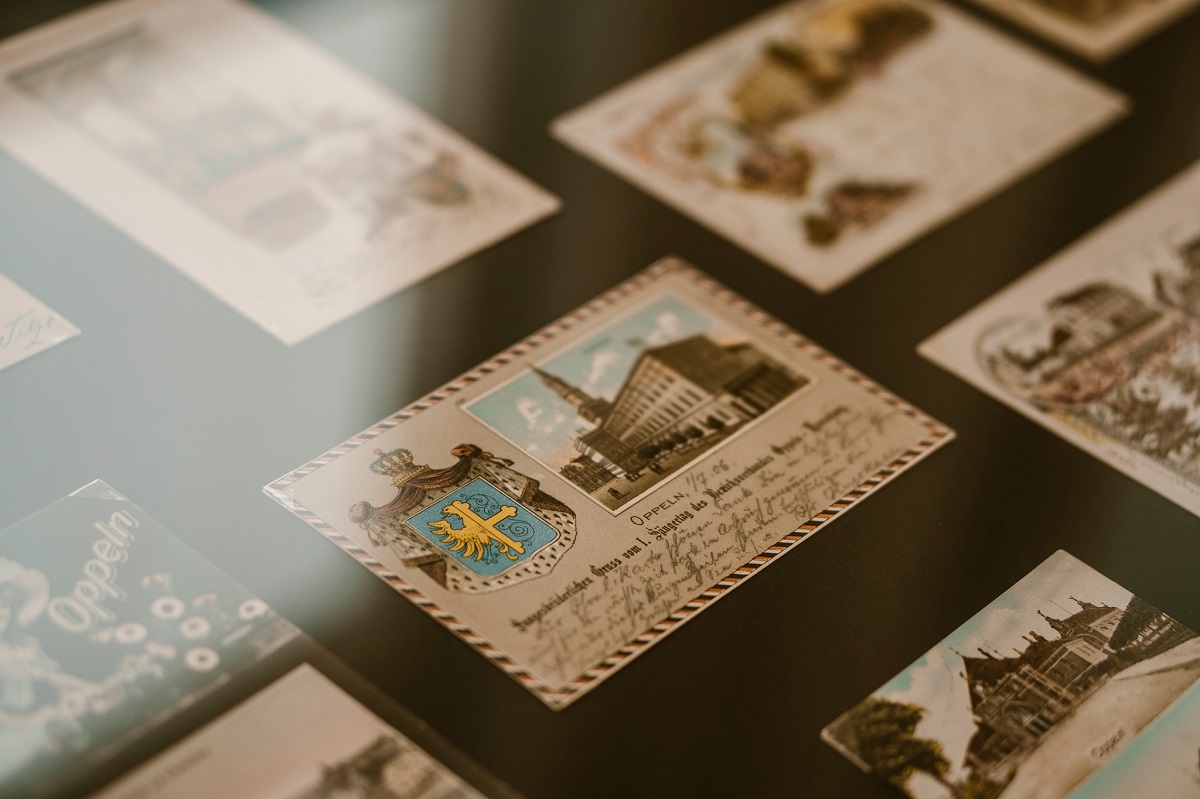 „Historia w pocztówkach zapisana” – niezwykła wystawa w Galerii WuBePe