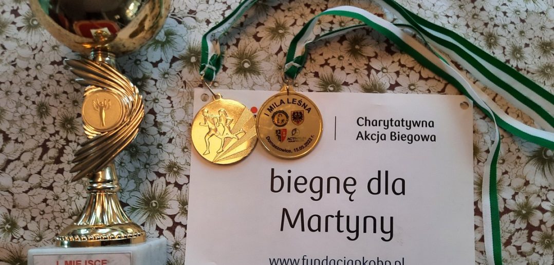 Namysłowscy policjanci wzięli udział w biegu dla Martynki – dziewczynki poszkodowanej w wypadku drogowym