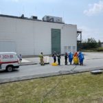 Interwencja strażaków w zakładach na ul. Chłodniczej w Opolu. Na miejscu osiem zastępów, w tym grupa chemiczna