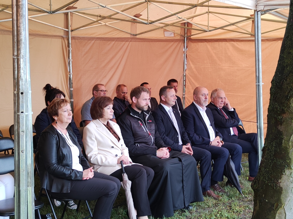Wielofunkcyjne boisko w Zespole Szkół w Niemodlinie oficjalnie ootwarte