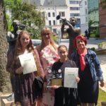 Uczennice z Łubnian laureatkami konkursu &#8222;Poznajemy Ojcowiznę”