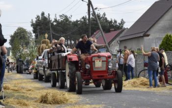 Dożynki takie jak dawniej! Gmina Popielów tym razem świętuje w Kaniowie Dożynki takie jak dawniej! Gmina Popielów tym razem świętuje w Kaniowie