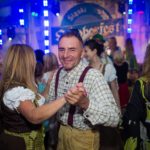 Śląski Oktoberfest jeszcze większy niż dotychczas. Tysiące osób bawiły się w Dobrzeniu Małym [GALERIA]