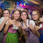 Śląski Oktoberfest jeszcze większy niż dotychczas. Tysiące osób bawiły się w Dobrzeniu Małym [GALERIA]