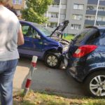 Wypadek na ul. Koszyka w Opolu. Mężczyzna zasłabł za kierownicą