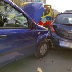 Wypadek na ul. Koszyka w Opolu. Mężczyzna zasłabł za kierownicą
