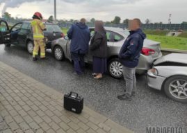 Trzy samochody zderzyły się na ul. Budowlanych w Opolu