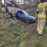 41-latka straciła panowanie nad samochodem i wpadła do rowu w Kątach Opolskich