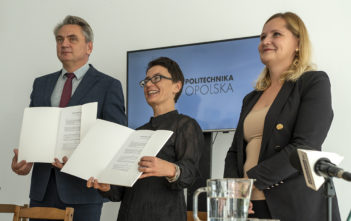 Mariaż sztuki z nauką. Galeria Sztuki Współczesnej podpisała umowę o współpracy z Politechniką Opolską