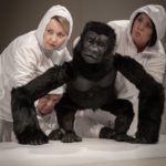 „Ja goryl, Ty człowiek”. Historia gorylicy Koko na deskach Opolskiego Teatru Lalki i Aktora