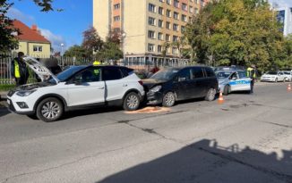Dwa samochody zderzyły się w centrum Opola