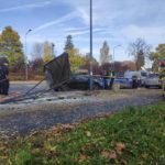 Wjechał toyotą w wiatę przystanku autobusowego. Poszkodowany 15-latek