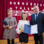 Najzdolniejsi uczniowie w gminie odebrali prestiżowe nagrody „Dobrzeński Talent” [GALERIA]