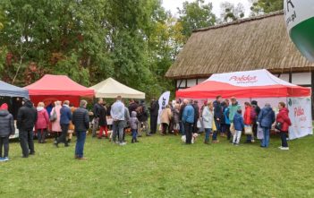 Jesienne targi miodów i rękodzieła w opolskim skansenie już w najbliższą niedzielę