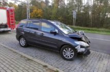 Mazda zderzyła się z samochodem dostawczym na ul. Częstochowskiej w Opolu