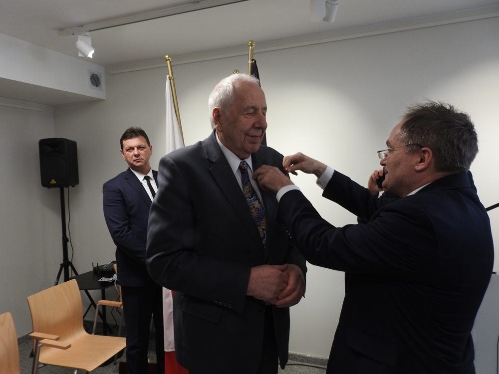 Starosta strzelecki Józef Swaczyna odznaczony Krzyżem Zasługi na Wstędze Orderu Zasługi RFN