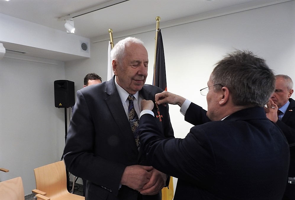 Starosta strzelecki Józef Swaczyna odznaczony Krzyżem Zasługi na Wstędze Orderu Zasługi RFN