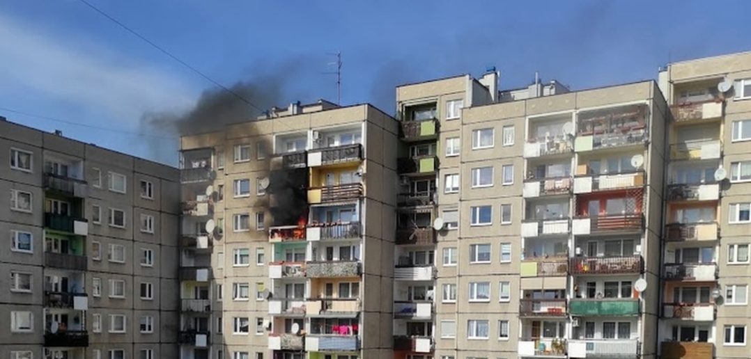 Pożar balkonu w mieszkaniu przy ul. Zawiszaków
