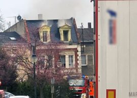 Pożar poddasza budynku wielorodzinnego w Prószkowie