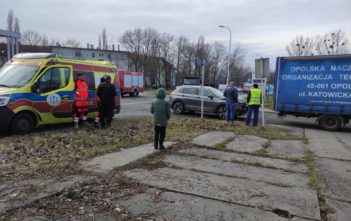 Zderzenie volkswagen z nauką jazdy auto Opole