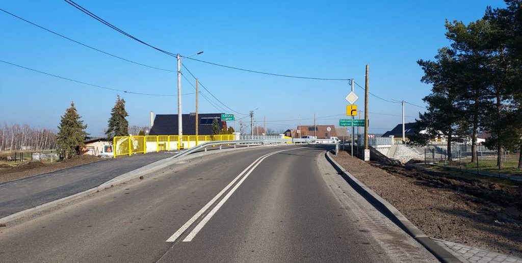 Można już jeździć przez nowy most w Dąbrówce Łubniańskiej