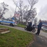 Zderzenie osobowej skody i motocykla na ul. Budowlanych w Opolu