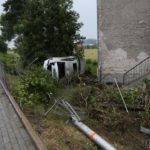 Kierowca bmw wjechał do ogródka na ul. Wrocławskiej w Opolu