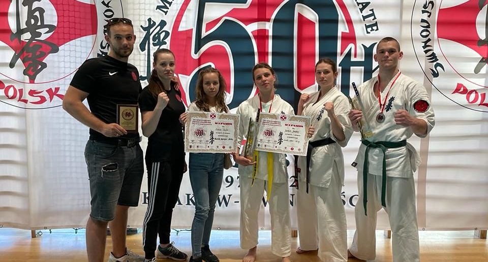 Mateusz Bewko z Łubnian wicemistrzem Polski karate! To nie koniec sukcesów klubu Ari Dobrzeń Wielki