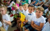 Koniec szkoły, startują wakacje! Tak powitali je uczniowie Zespołu Szkolno-Przedszkolnego w Pokoju [ZDJĘCIA]