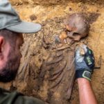 Na Starym Cmentarzu w Łambinowicach odnaleziono nieznaną kwaterę z grobami