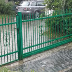 Po remoncie drogi w Turawie deszczówka zalewa posesje. Gmina zadeklarowała, że zniweluje problem [INTERWENCJA]