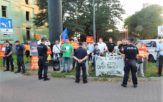 &#8222;Października, piętnastego, pogonimy Kaczyńskiego&#8221; &#8211; Opolanie godnie przywitali prezesa