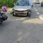 Zderzenie samochodu z motocyklem na ul. Luboszyckiej w Opolu `
