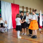 Miliony polskich uczniów rozpoczęły rok szkolny. Tak podopiecznych powitała szkoła w Murowie [GALERIA]
