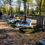 Dzień Wszystkich Świętych na cmentarzu w Opolu-Półwsi [GALERIA]